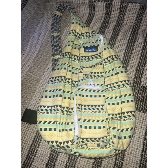 KAVU Sling Back Bag Rope Aztec Yellow Green Off-White EUC - Picture 2 of 5